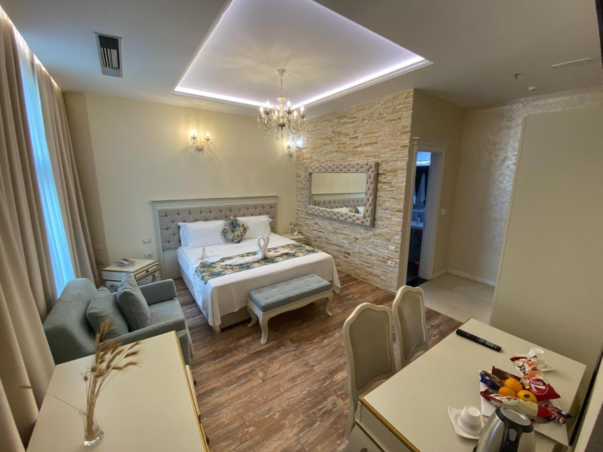 The Red Bricks Hotel Shkoder Ngoại thất bức ảnh