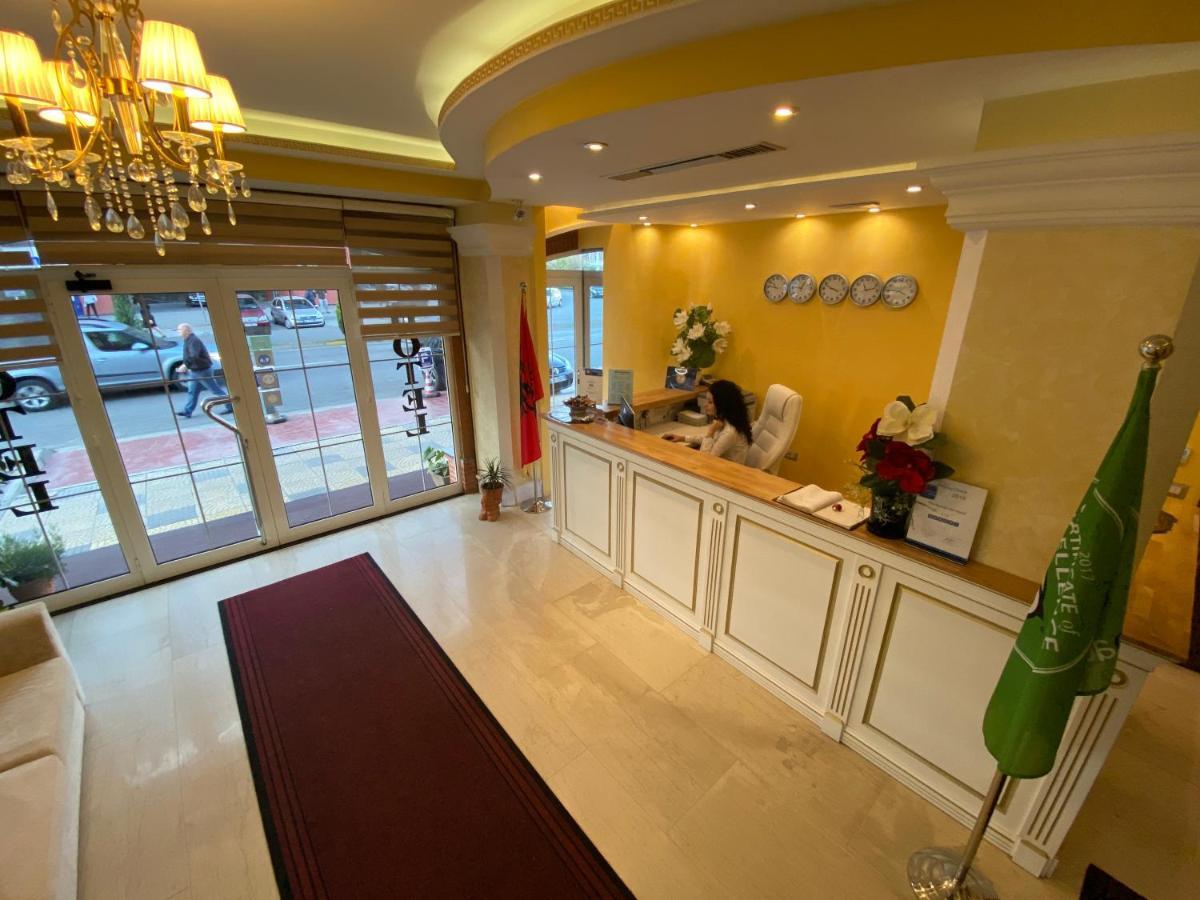 The Red Bricks Hotel Shkoder Ngoại thất bức ảnh